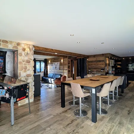 évasion Montagne à Avec Terrasse Et Parking - Fr-1-589-793 Hébergement de vacances *