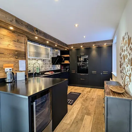 Evasion Montagne A Avec Terrasse Et Parking - Fr-1-589-793 Gospodarstwo wiejskie